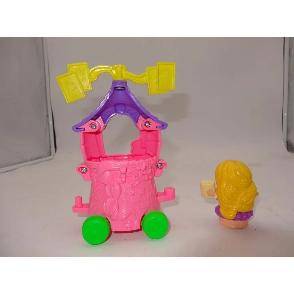 Fisher Price Little People Disney Princess Parade Tangled Rapunzel Float‎ Figure